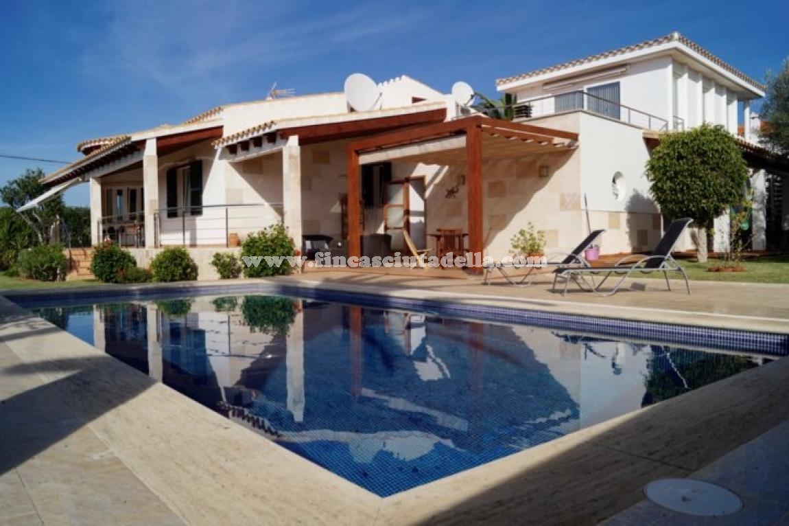 CHALET CON LICENCIA TURISTICA